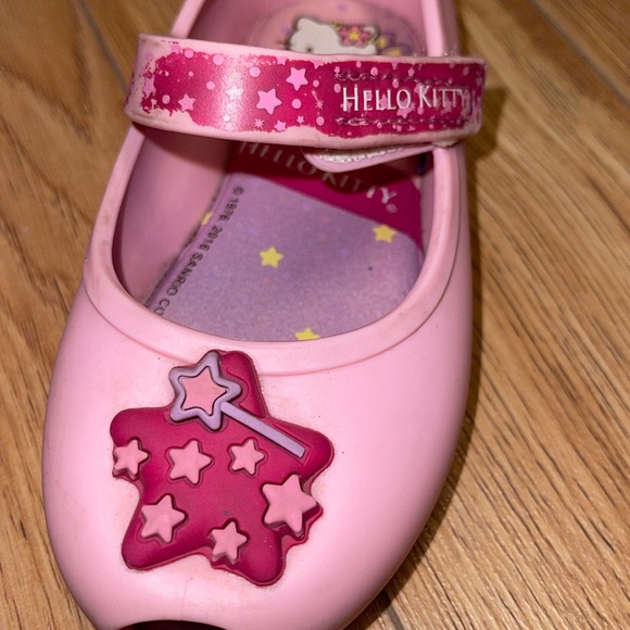 Good used Size 10 Grendene Hello Kitty Fairy/Star Peep Toe Flat - Picture 7 of 12